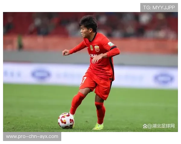 国足新一期集训名单公布，多名年轻球员首次入选